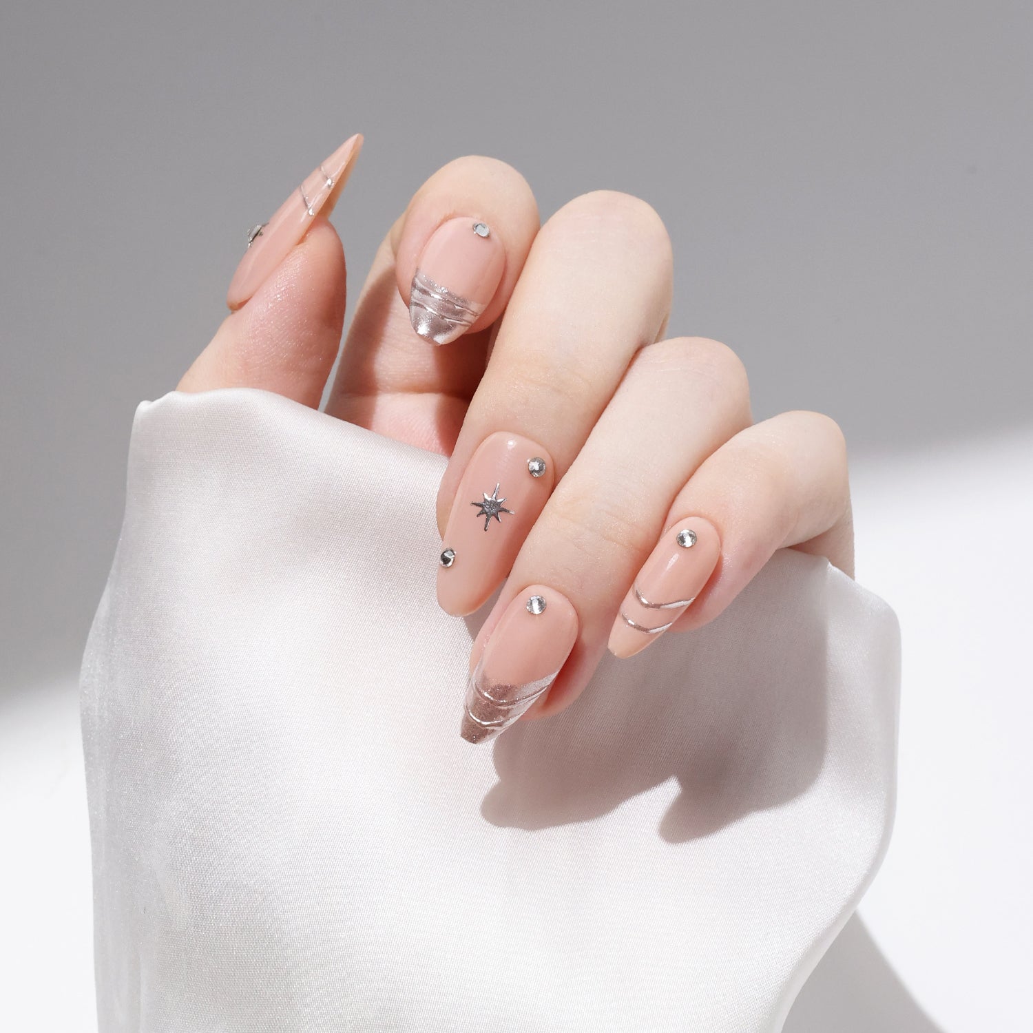 Medium Almond-Shaped Nail Art Nude French Tips 3D Water Ripple Design Handmade Press On Nail