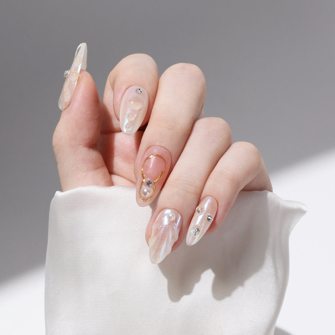 Medium Almond Shape Press On Nails With Manually Painted Irregular 3D Patterns, Rhinestones, Pearls Glossy Decor Handmade Nail Art