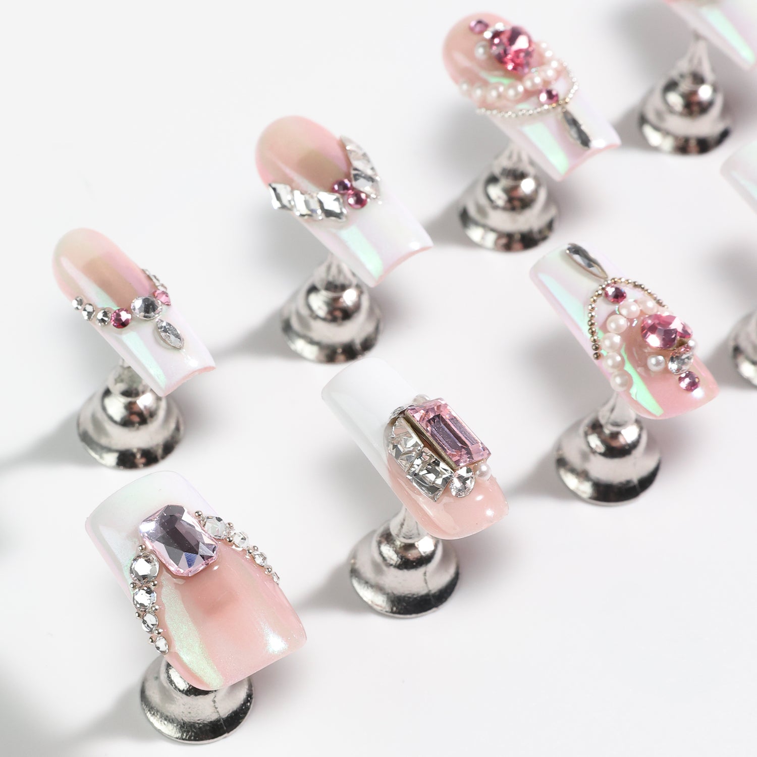 Handmade Nail Art Medium Square-Shaped Full Luxury Swarovski Crystals Decor Press-On Nails